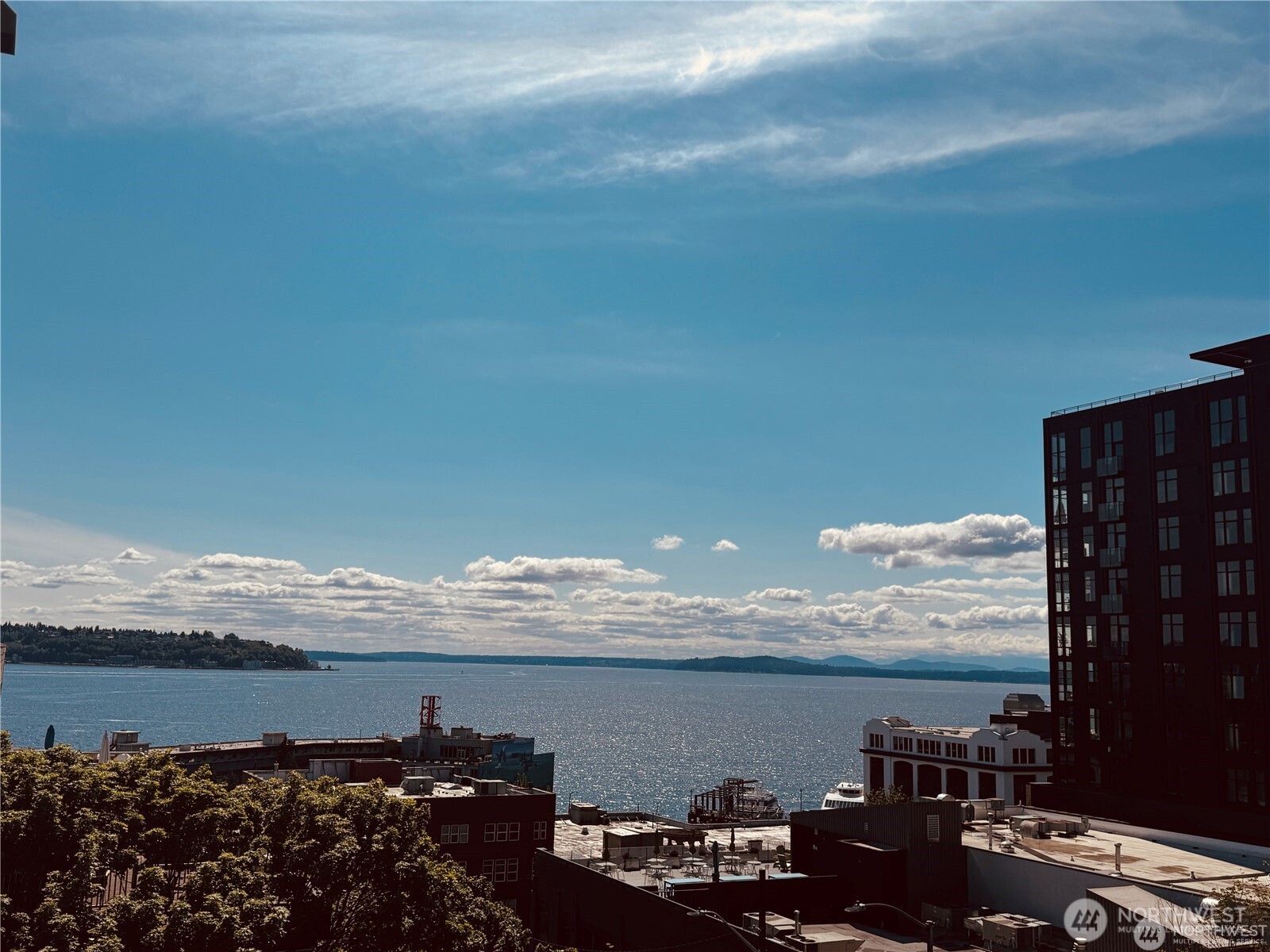 2440 Western Avenue Seattle WA 98121