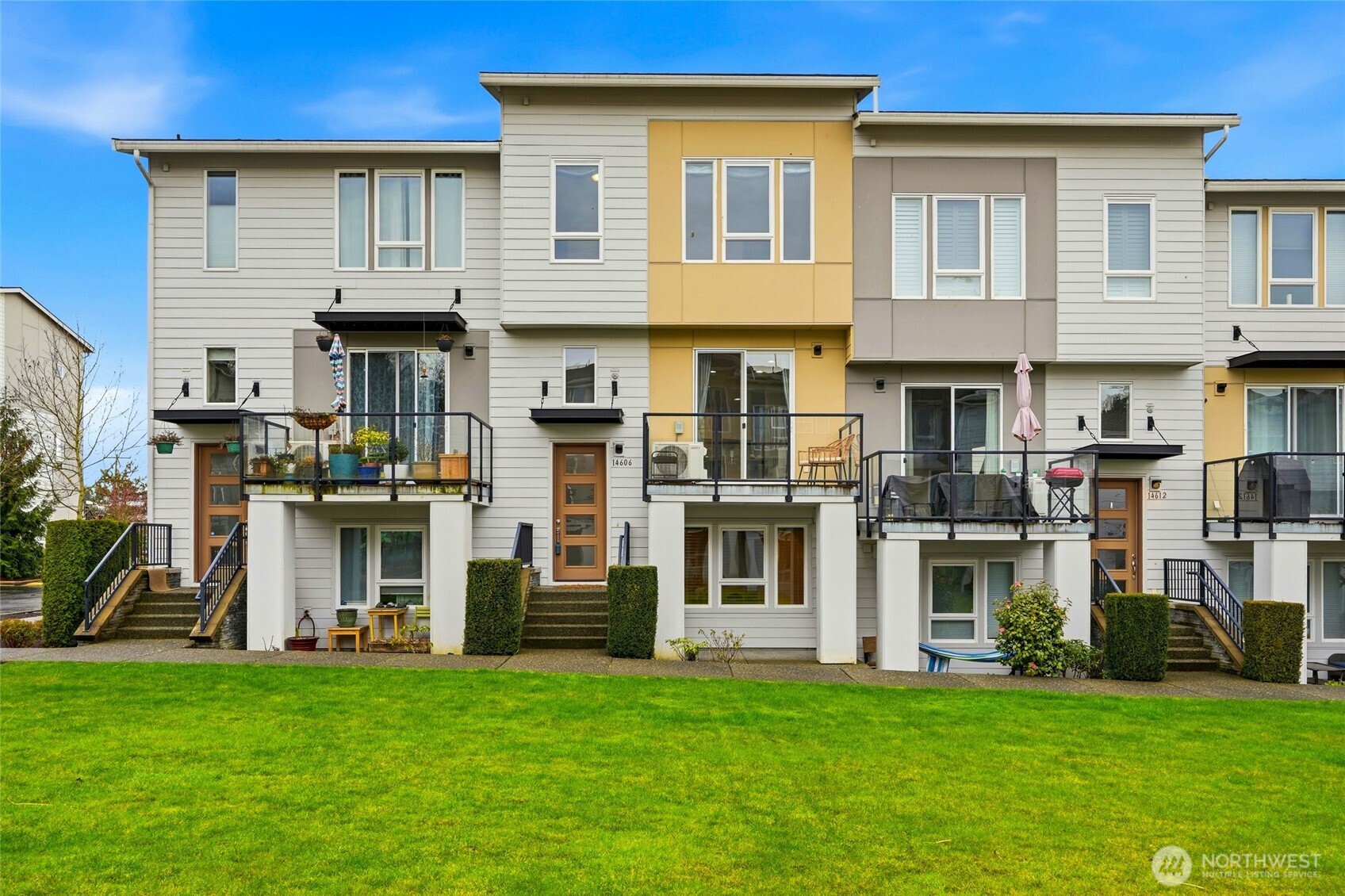 14606 35th Court NE Lake Forest Park WA 98155
