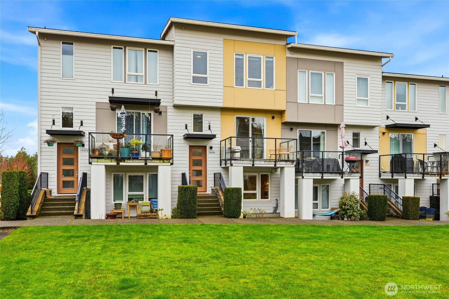 14606 35th Court NE Lake Forest Park WA 98155