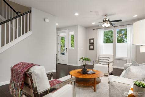 1257 NE Park Drive Issaquah WA 98029