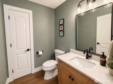 22 Rooster Flats Road Oroville WA 98844