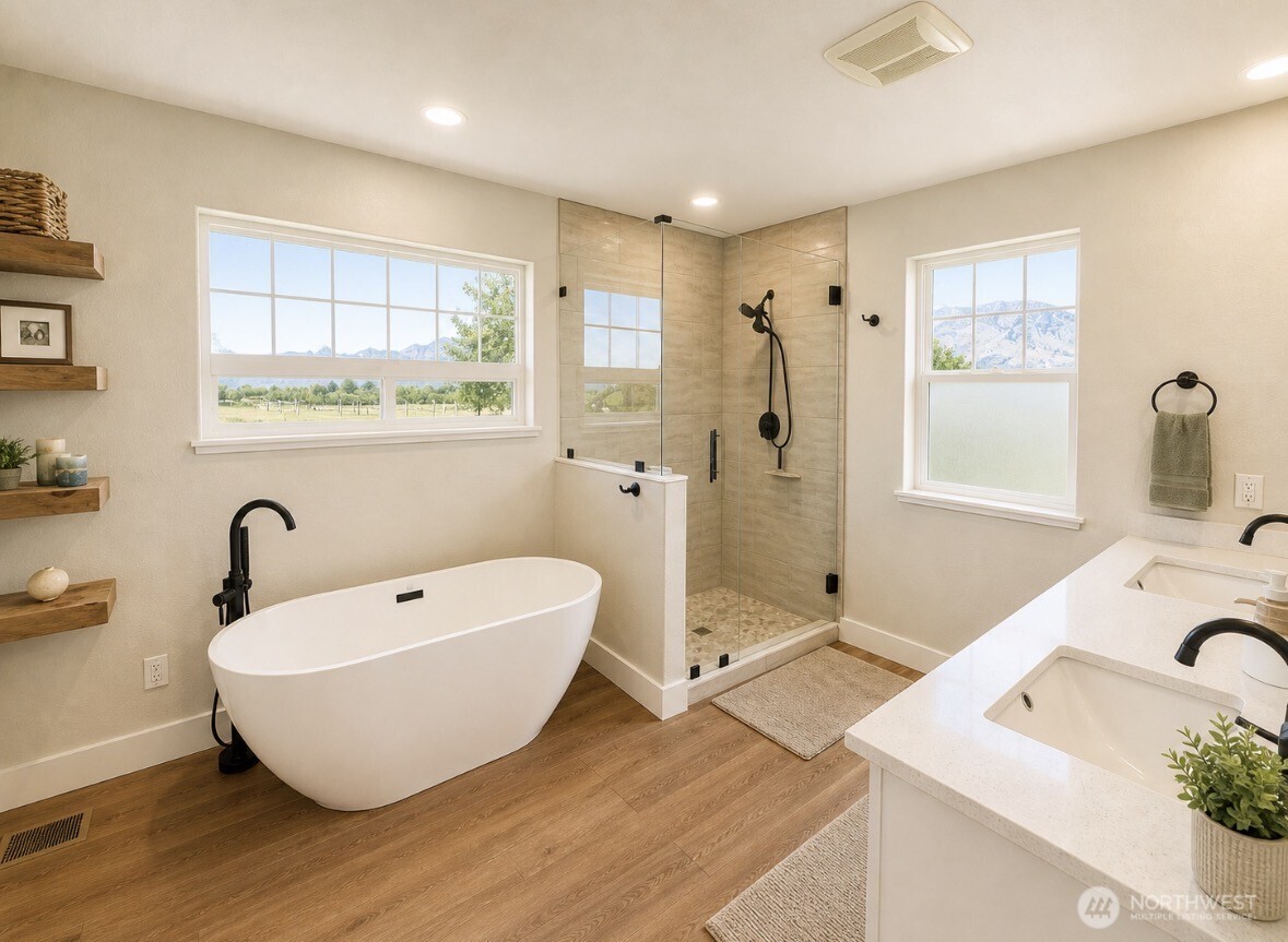 22 Rooster Flats Road Oroville WA 98844