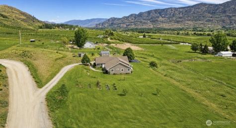 22 Rooster Flats Road Oroville WA 98844