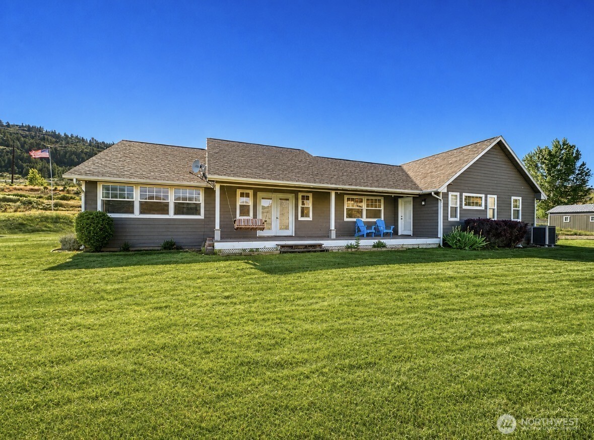 22 Rooster Flats Road Oroville WA 98844