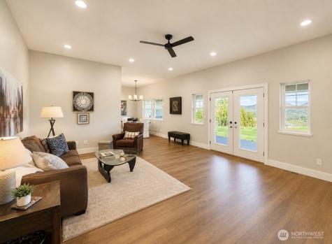 22 Rooster Flats Road Oroville WA 98844