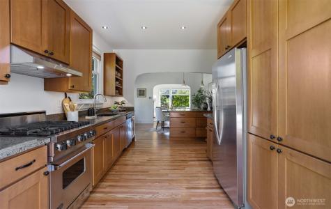 530 N 83rd Street Seattle WA 98103