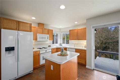 17421 95th Place SW Vashon WA 98070