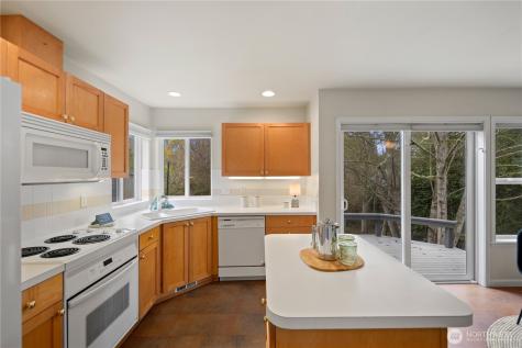 17421 95th Place SW Vashon WA 98070