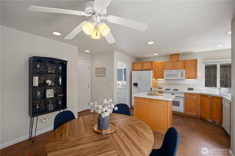 17421 95th Place SW Vashon WA 98070