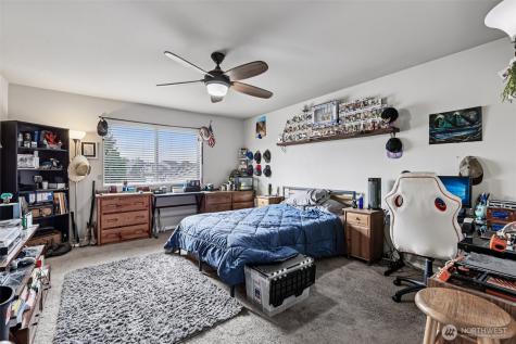 18818 111th Avenue Ct E Puyallup WA 98374
