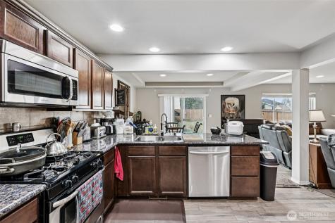 18818 111th Avenue Ct E Puyallup WA 98374