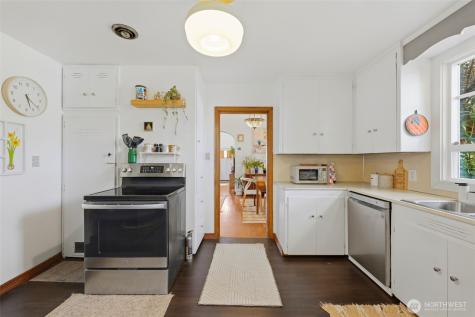 5102 N 44th Street Tacoma WA 98407