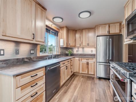 127 Lake Terrace Drive Mossyrock WA 98564