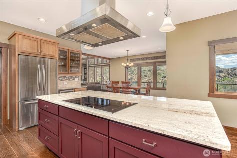 24386 Us Highway 97 Chelan WA 98816