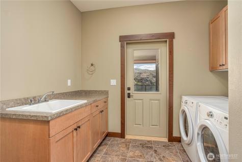 24386 Us Highway 97 Chelan WA 98816