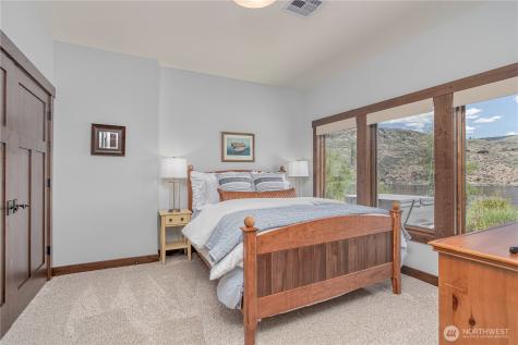 24386 Us Highway 97 Chelan WA 98816