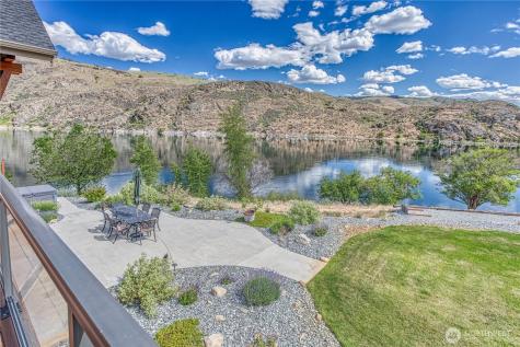 24386 Us Highway 97 Chelan WA 98816