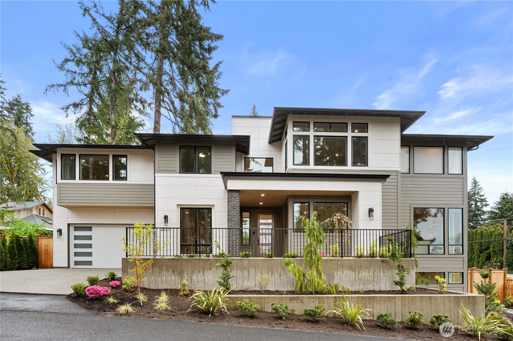 20371 80th Avenue NE Kenmore WA 98028