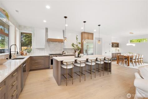 20371 80th Avenue NE Kenmore WA 98028