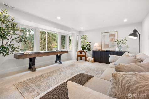 20371 80th Avenue NE Kenmore WA 98028