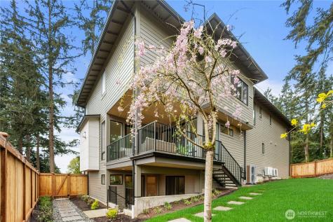 20371 80th Avenue NE Kenmore WA 98028