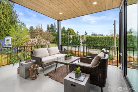 20371 80th Avenue NE Kenmore WA 98028