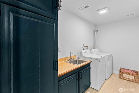 9929 76th Street SW Lakewood WA 98498