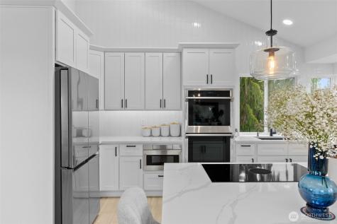 9929 76th Street SW Lakewood WA 98498