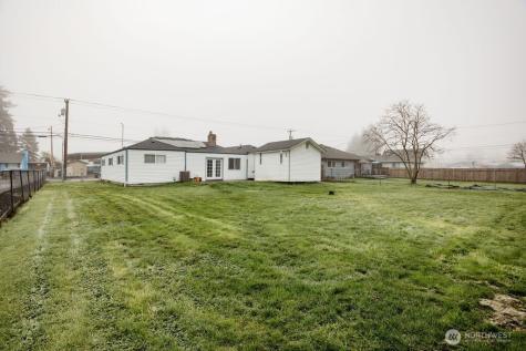 2209 42nd Avenue Longview WA 98632