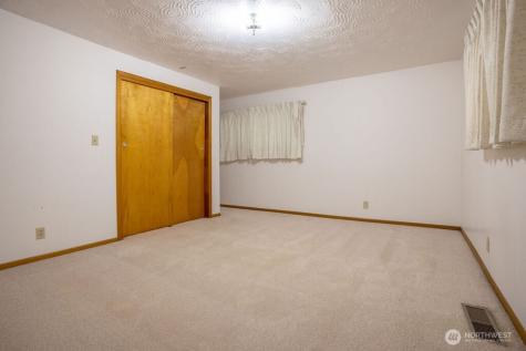 2209 42nd Avenue Longview WA 98632