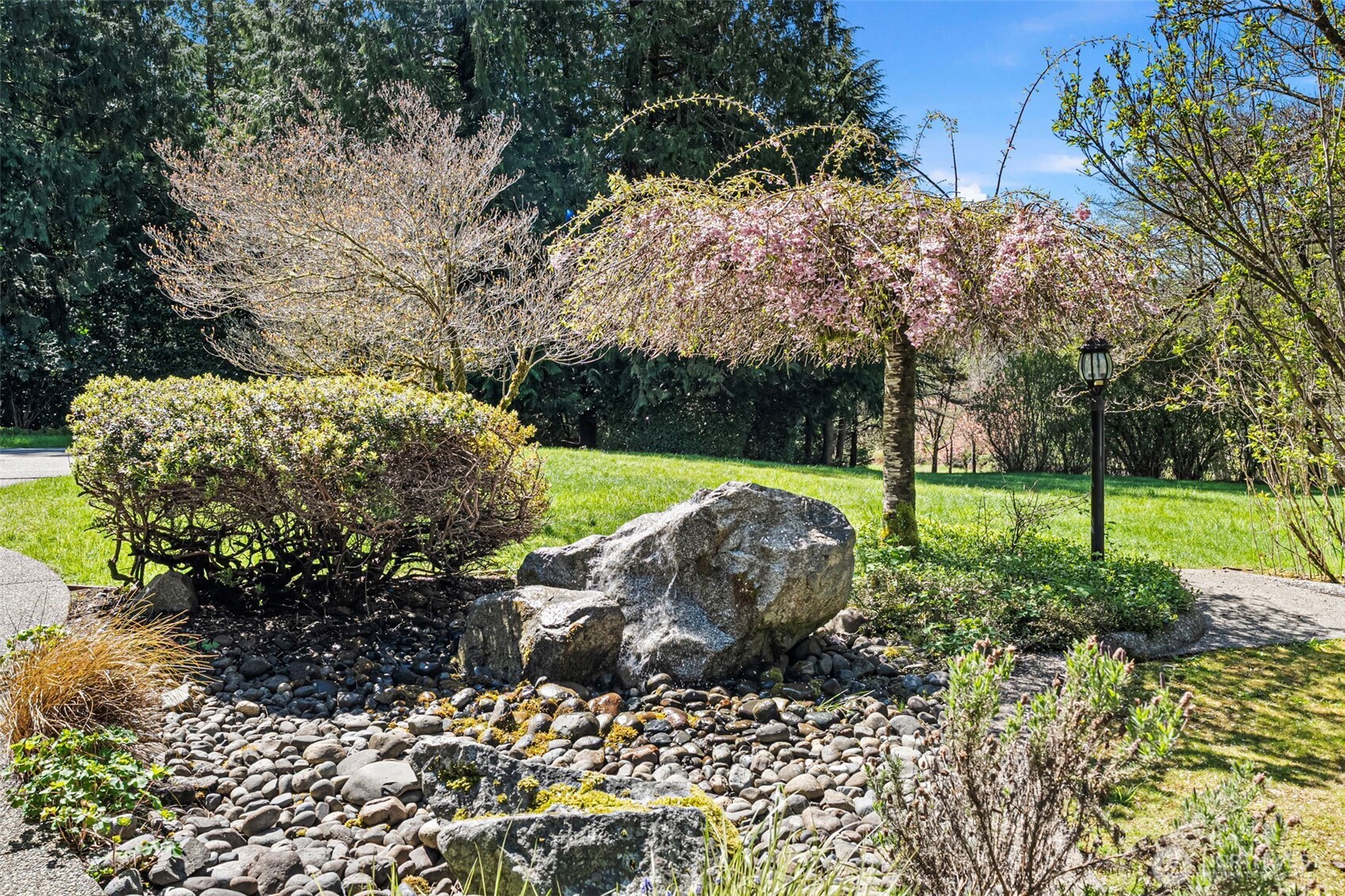 15325 Peacock Hill Avenue NW Gig Harbor WA 98332