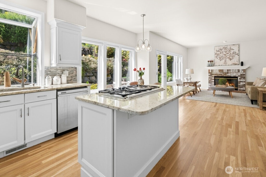 6063 156th Place SE Bellevue WA 98006