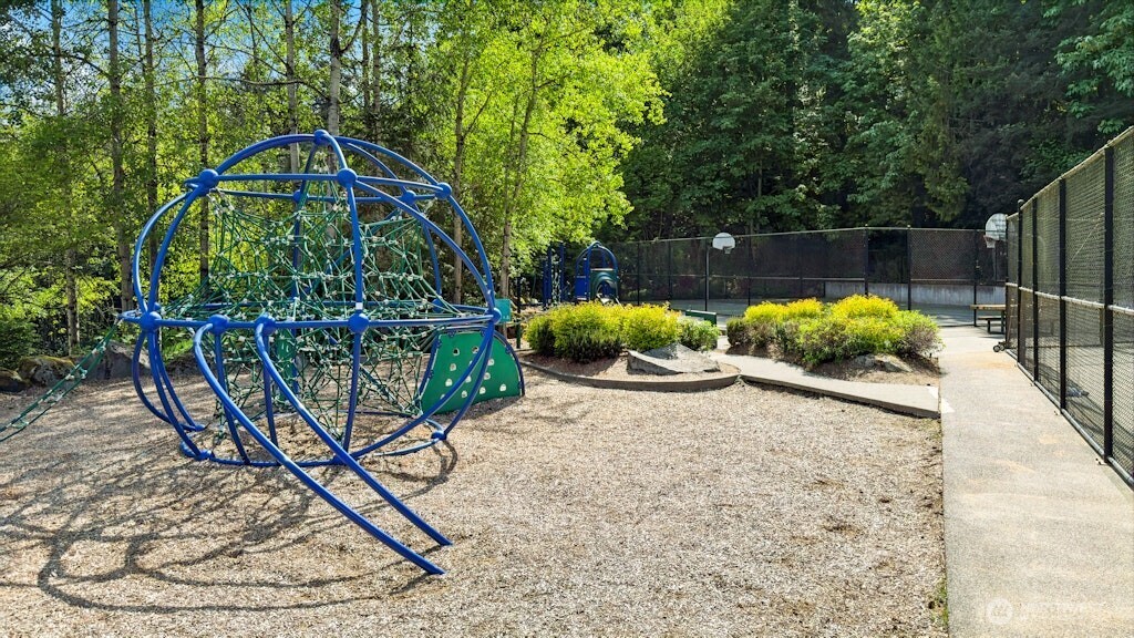 6063 156th Place SE Bellevue WA 98006