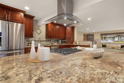 4522 182nd Place SW Lynnwood WA 98037