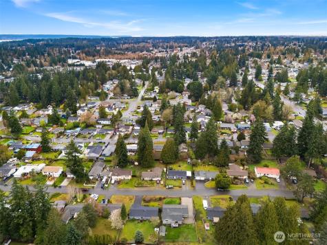 4522 182nd Place SW Lynnwood WA 98037