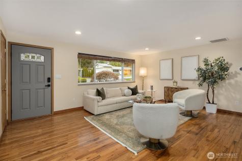 4522 182nd Place SW Lynnwood WA 98037