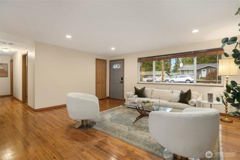 4522 182nd Place SW Lynnwood WA 98037