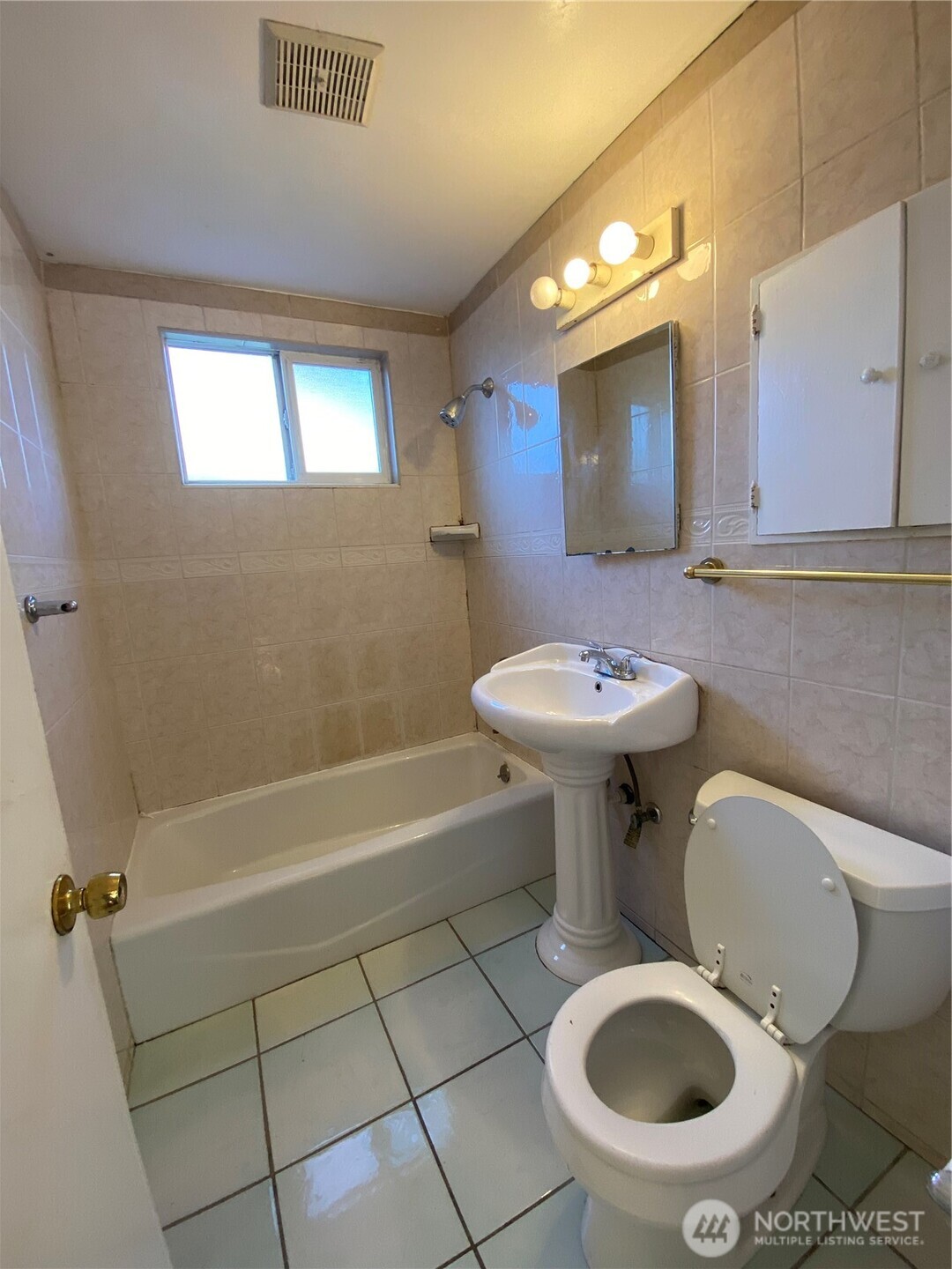 5114 20th Avenue S Seattle WA 98108