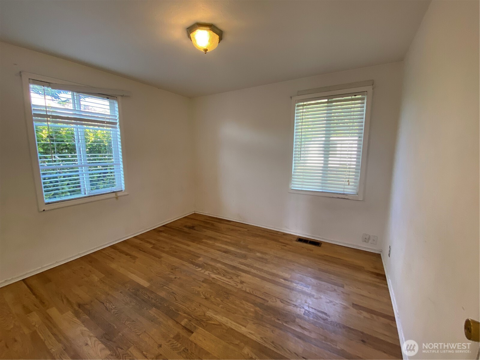 5114 20th Avenue S Seattle WA 98108