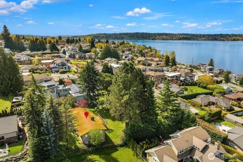 3737 Park Avenue N Renton WA 98056