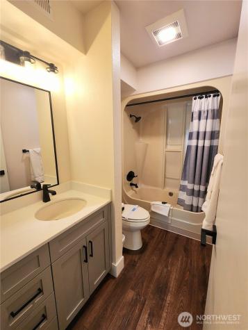 1 Lodge 604-a Manson WA 98831