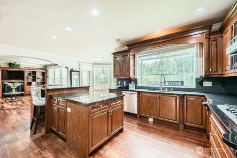 16925 SE 224th Street Kent WA 98042