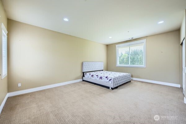 16925 SE 224th Street Kent WA 98042