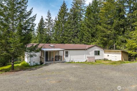 3064 Deep Well Lane NW Seabeck WA 98380