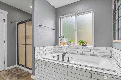 8011 Countrywood Drive SE Olympia WA 98501