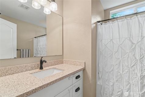 8011 Countrywood Drive SE Olympia WA 98501