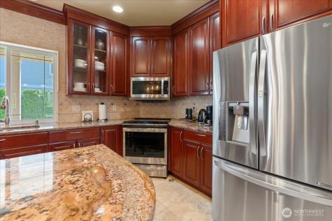 6216 25th Street NE Tacoma WA 98422
