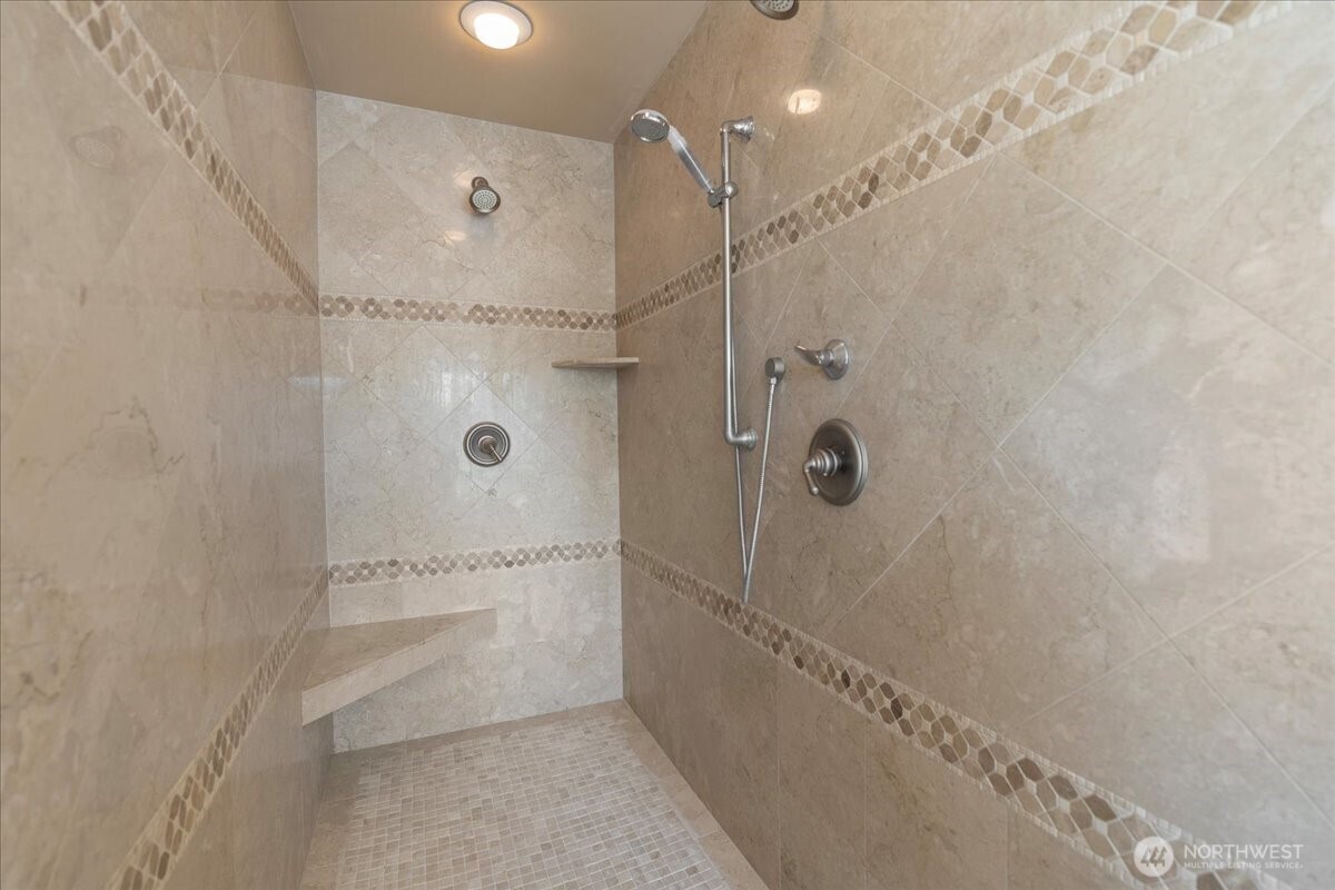 6216 25th Street NE Tacoma WA 98422