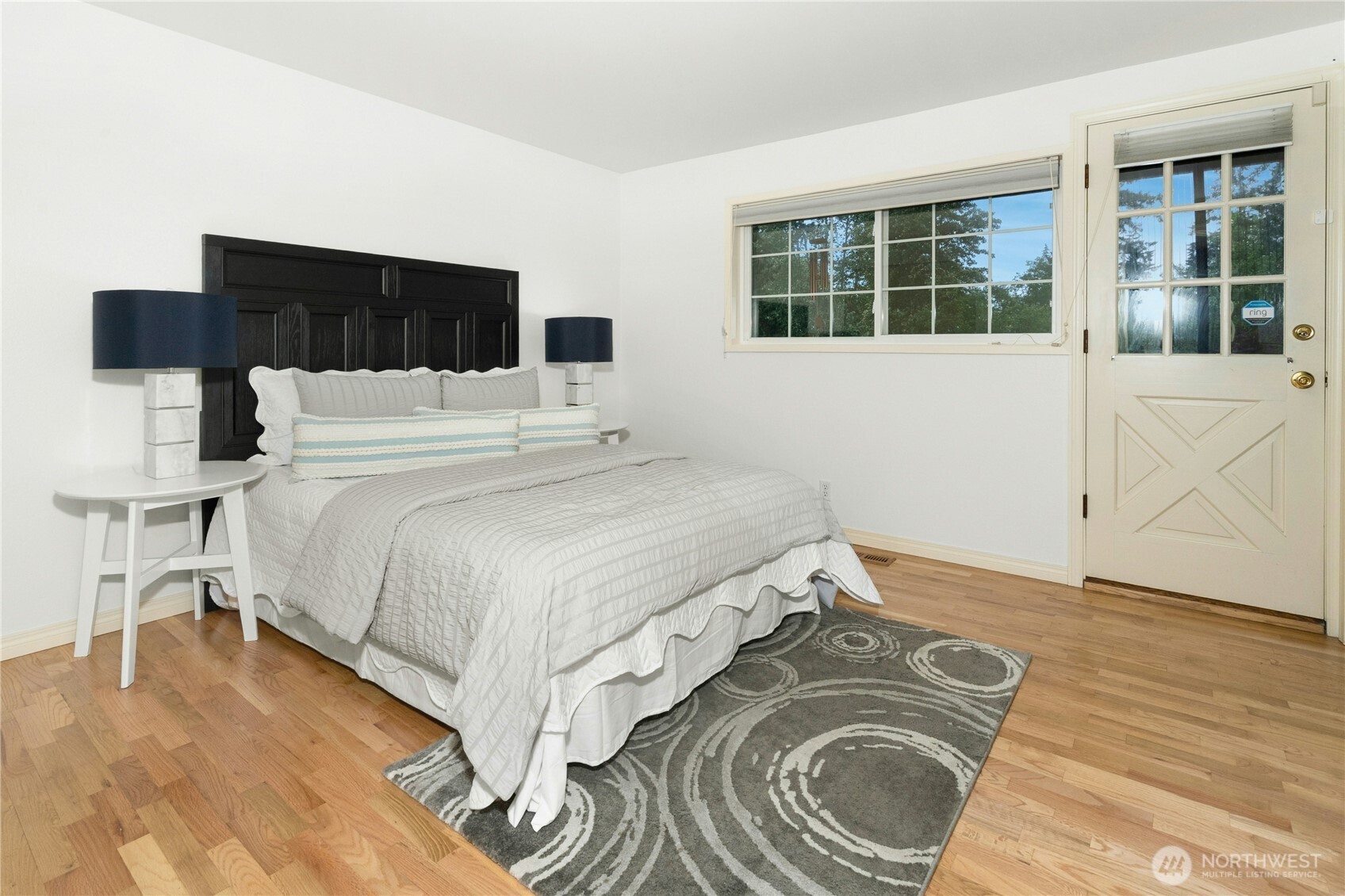 17518 NE 22nd Court Redmond WA 98052