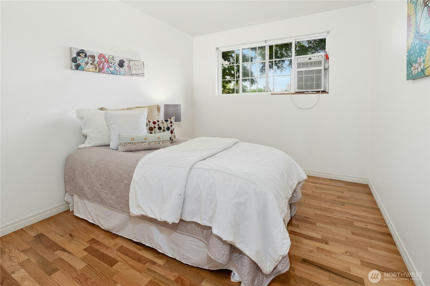 17518 NE 22nd Court Redmond WA 98052